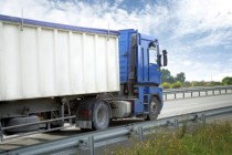 Camion sur 4 voies