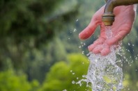 Eau