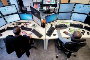 Face à la menace de cyberattaques, l’agence nationale de sécurité des systèmes informatiques (Anssi) s’appuie sur un réseau de douze entités territoriales.
