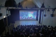 Modulable et dotée d’un écran rétractable, la salle de 156 places du cinéma rural permettra d’accueillir des spectacles et des manifestations scolaires.