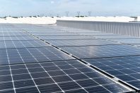 Avec la signature de deux contrats publics d’achat direct d’électricité renouvelable, la collectivité assure 25 % des besoins énergétiques sur vingt ans.