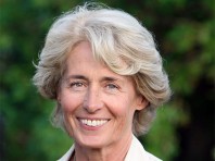 caroline cayeux