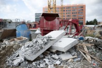 Les chantiers du Grand Paris produiront 60 millions de tonnes de déchets, de 2015 à 2030. En 2020, ils devront être valorisés à 70 %, selon la loi du 22 juillet 2015 sur la transition énergétique.