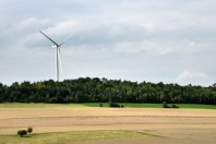 Une éolienne dans un coin