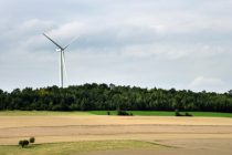 Une éolienne dans un coin